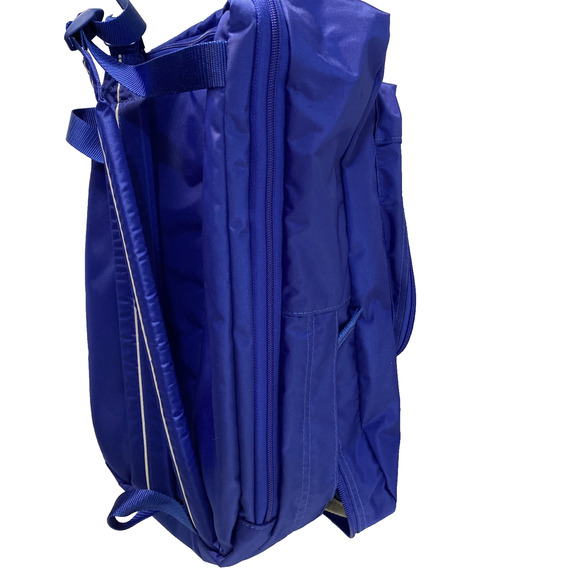 L L Bean original backpack, expandable, 30L, reflective, Gorpcore, durable - Picture 7 of 9